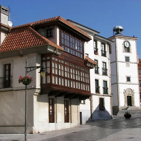 Proa Al Cantábrico. Luanco